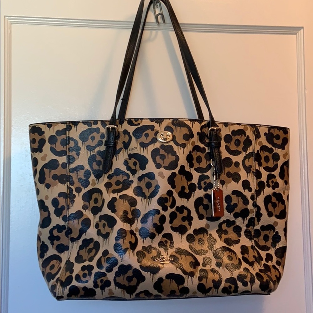Coach leopard tote.